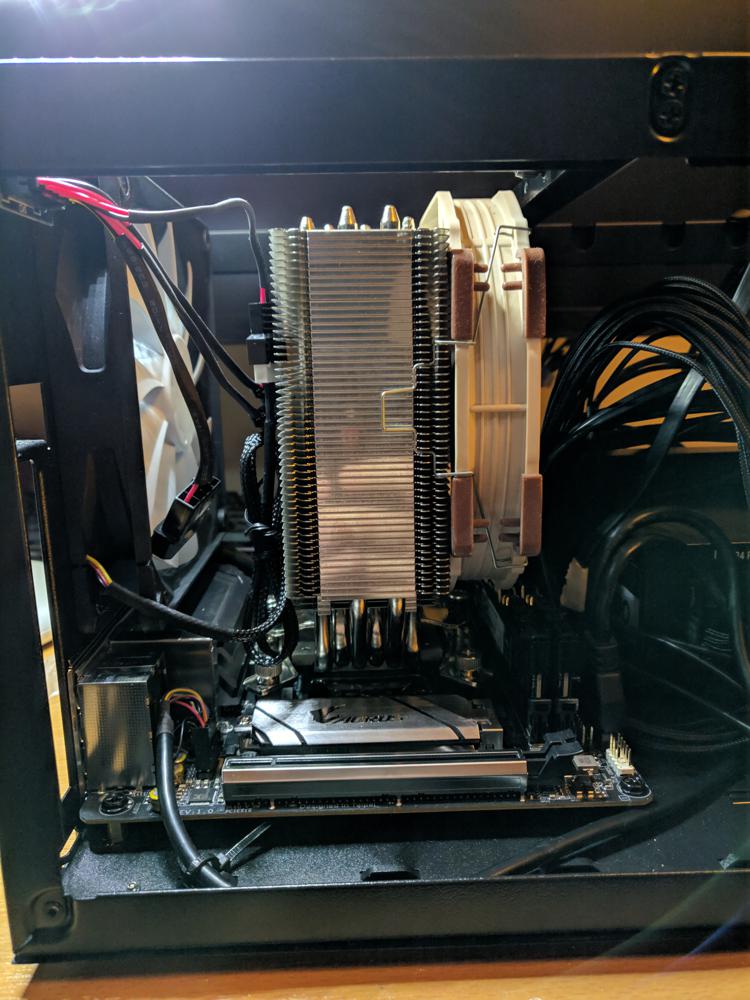 Noctua cooler in small case